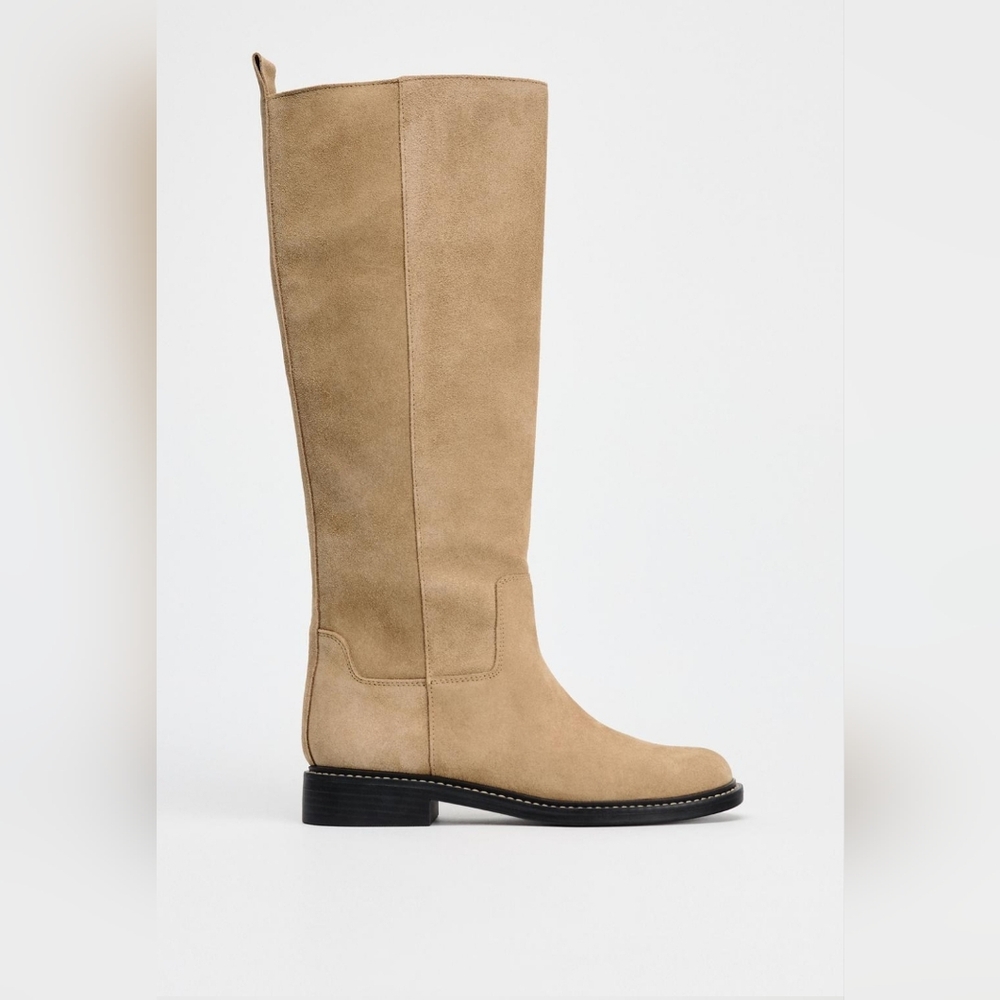 FLAT SUEDE BOOTS WITH INTERIOR LINING - Picture 3 of 8